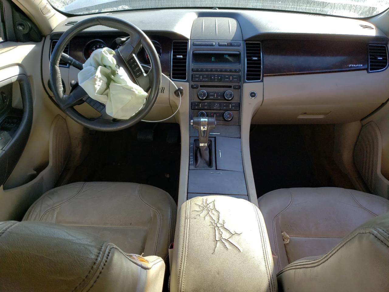 2012 Ford Taurus - Image 9