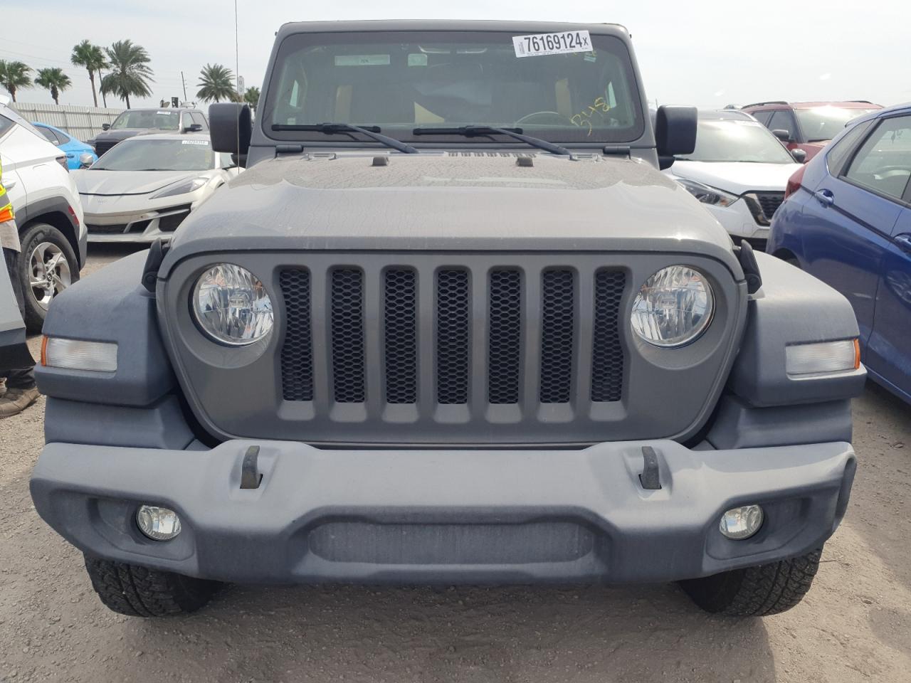 2018 Jeep Wrangler - Image 5