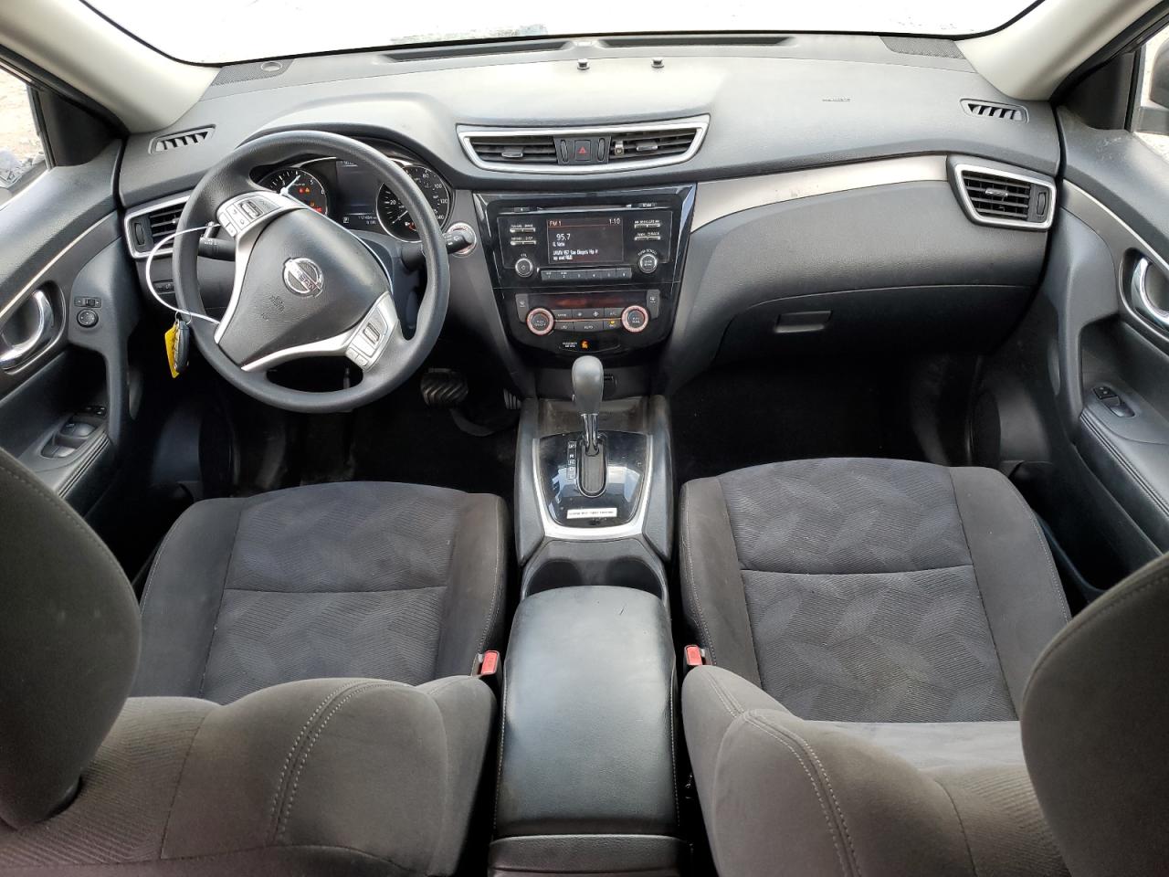 2015 Nissan Rogue - Image 8