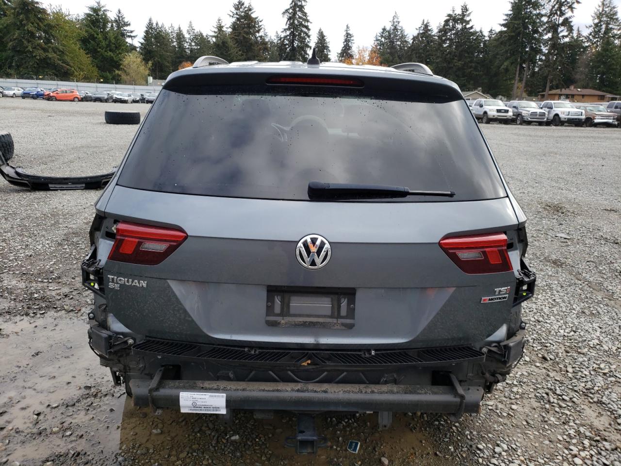 3VV2B7AX0JM134465 2018 Volkswagen Tiguan Se