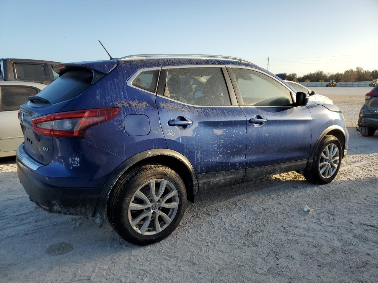 2020 Nissan Rogue - Image 3