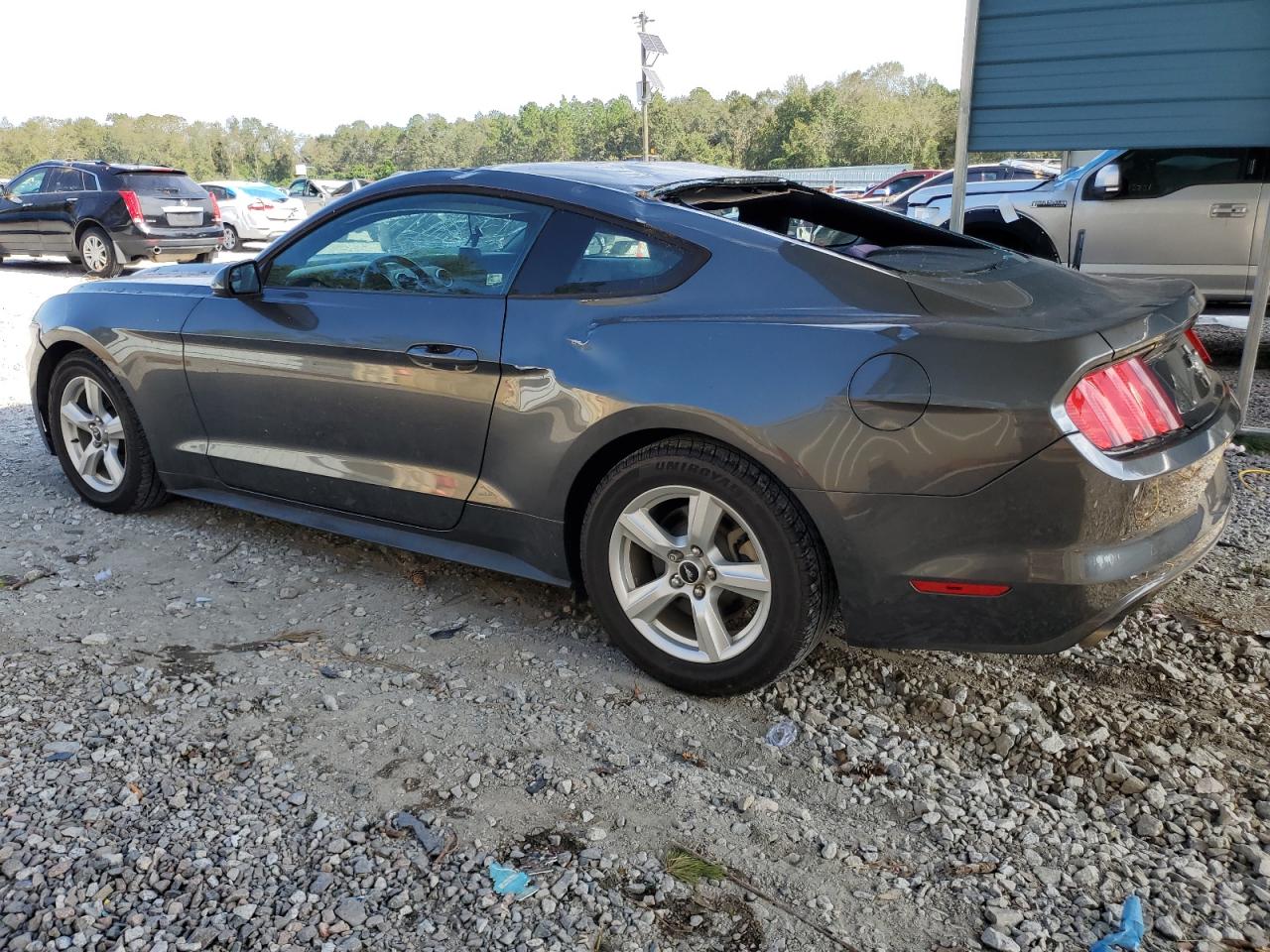 1FA6P8AM8H5262908 2017 Ford Mustang