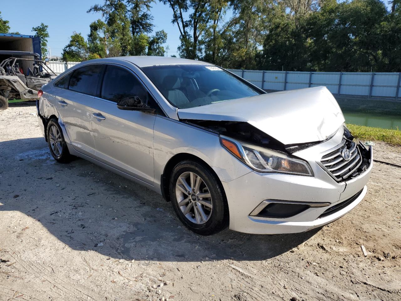 2016 Hyundai Sonata - Image 4