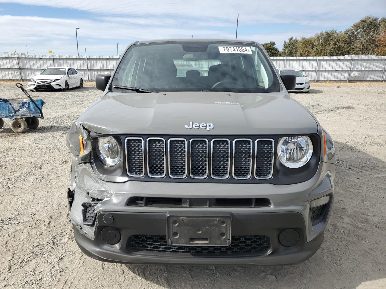2020 Jeep Renegade - Image 5