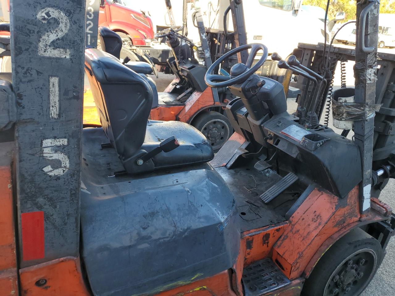 2004 Toyota Forklift VIN: 7FGCU2583549 Lot: 74163064