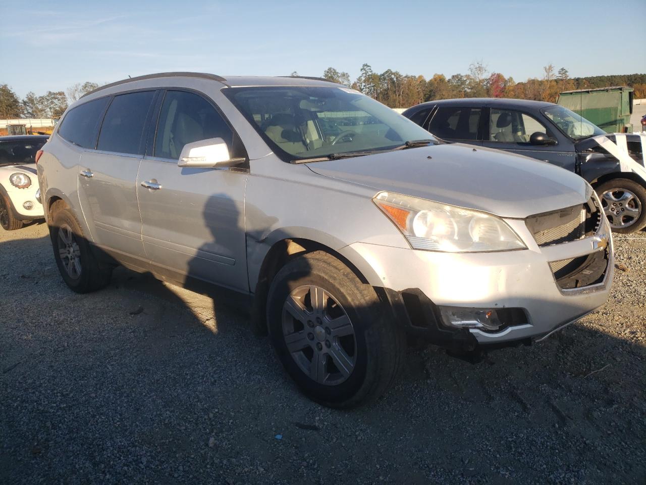2011 Chevrolet Traverse - Image 4