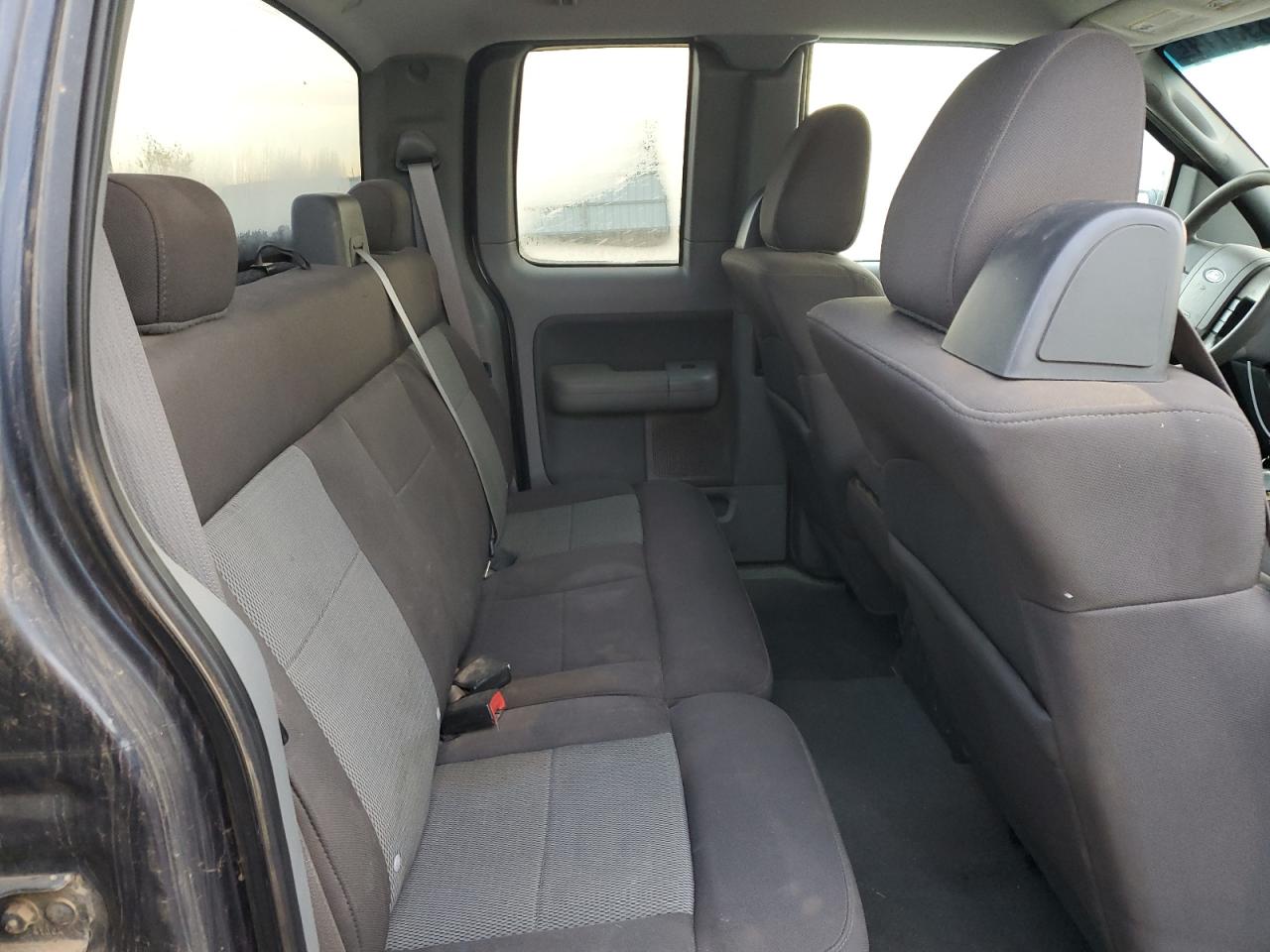 2006 Ford F-150 - Image 10