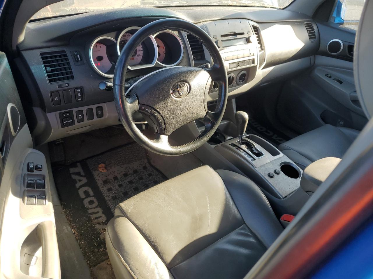 2009 Toyota Tacoma - Image 8
