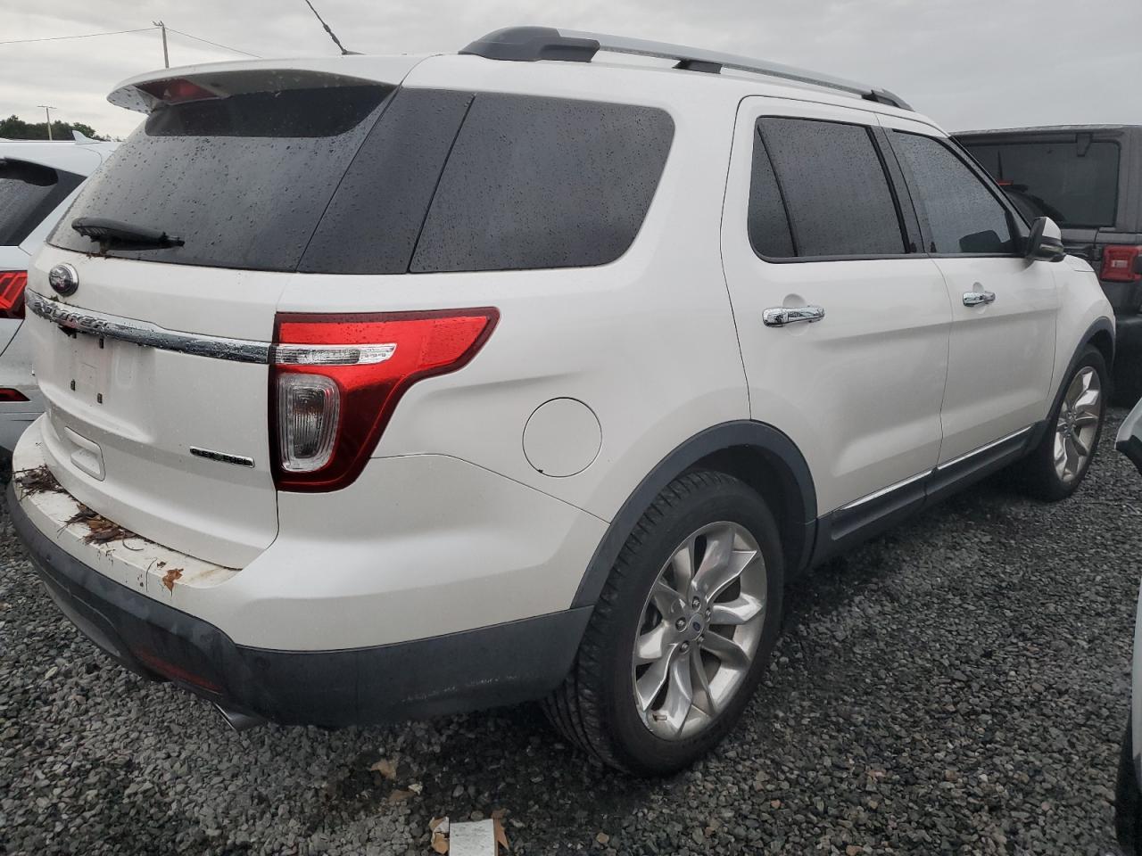 2013 Ford Explorer - Image 3