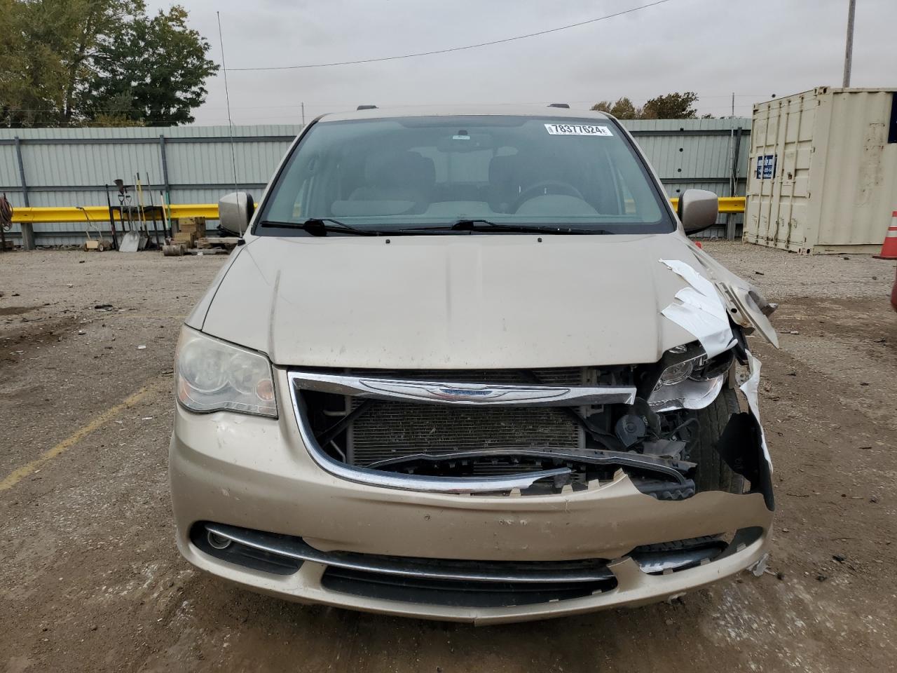 VIN 2C4RC1BG8ER131866 2014 CHRYSLER MINIVAN no.5