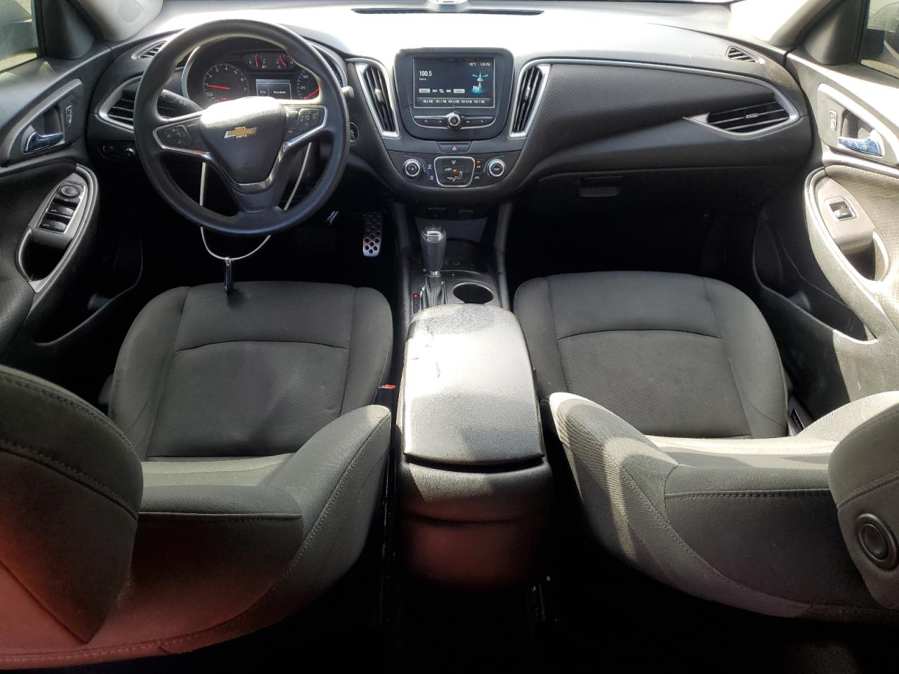 2016 Chevrolet Malibu - Image 8