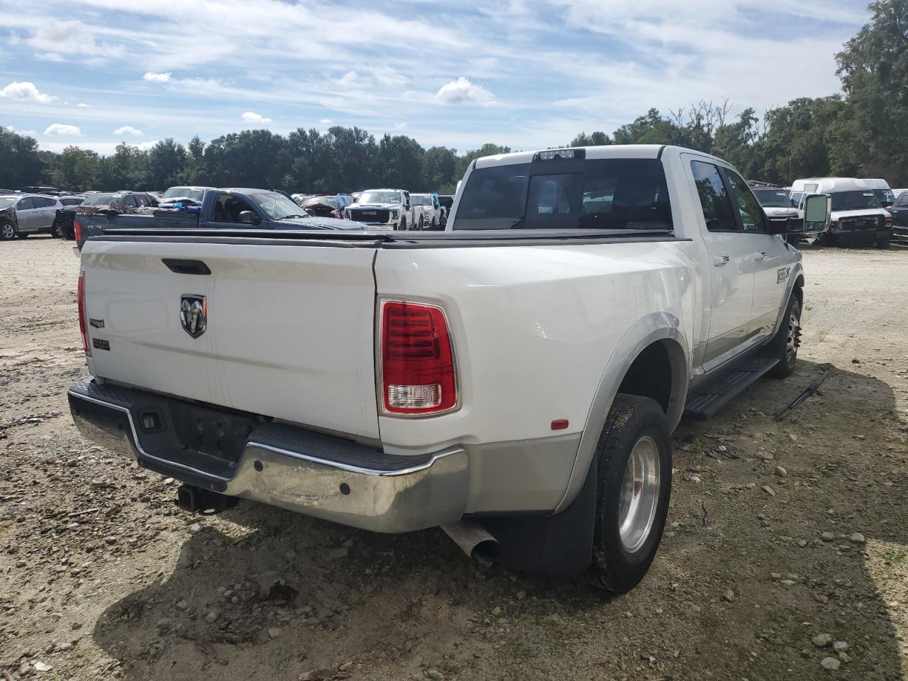 3C63RPJLXFG609676 2015 Ram 3500 Laramie