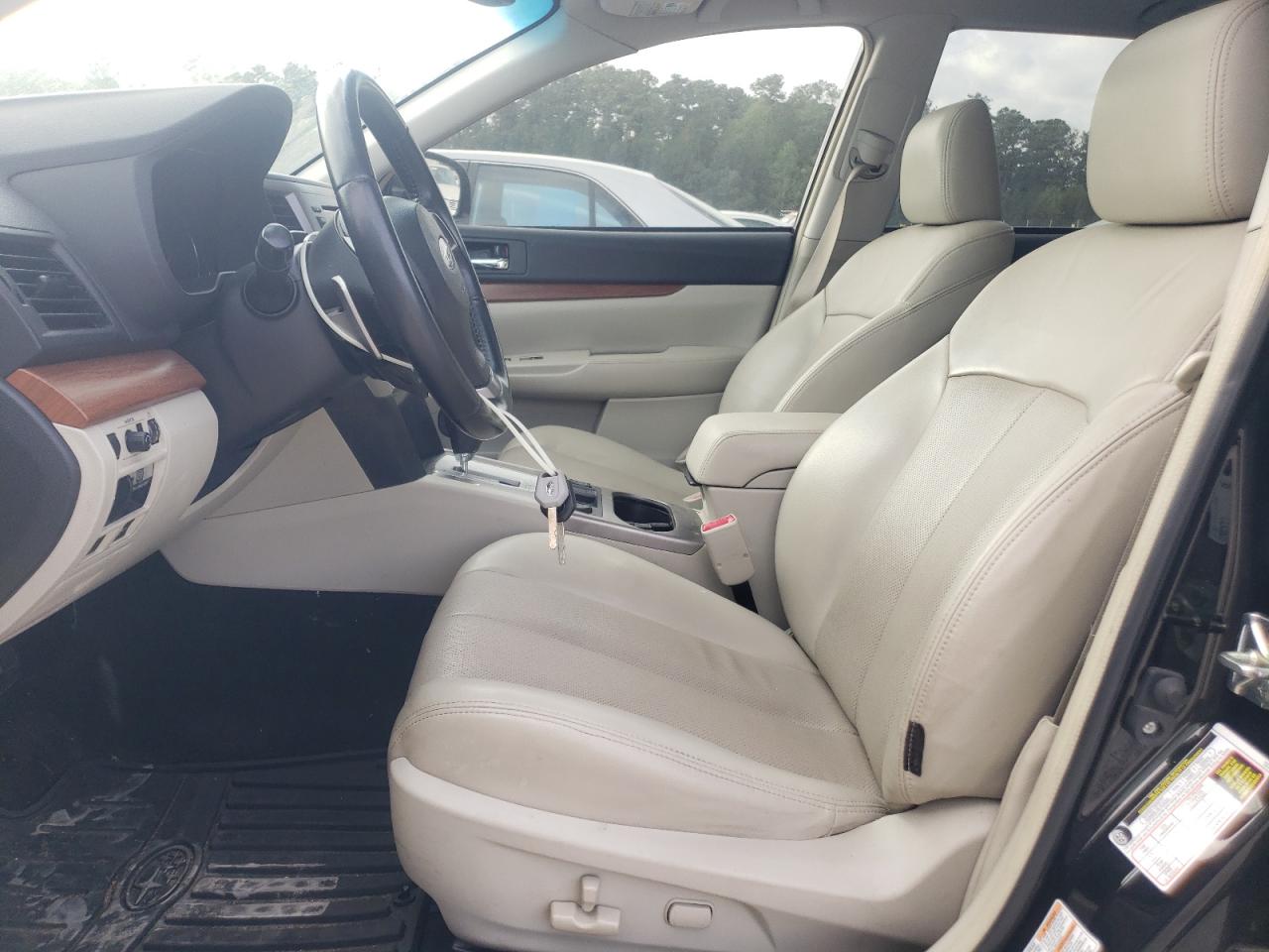 2014 Subaru Outback - Image 7