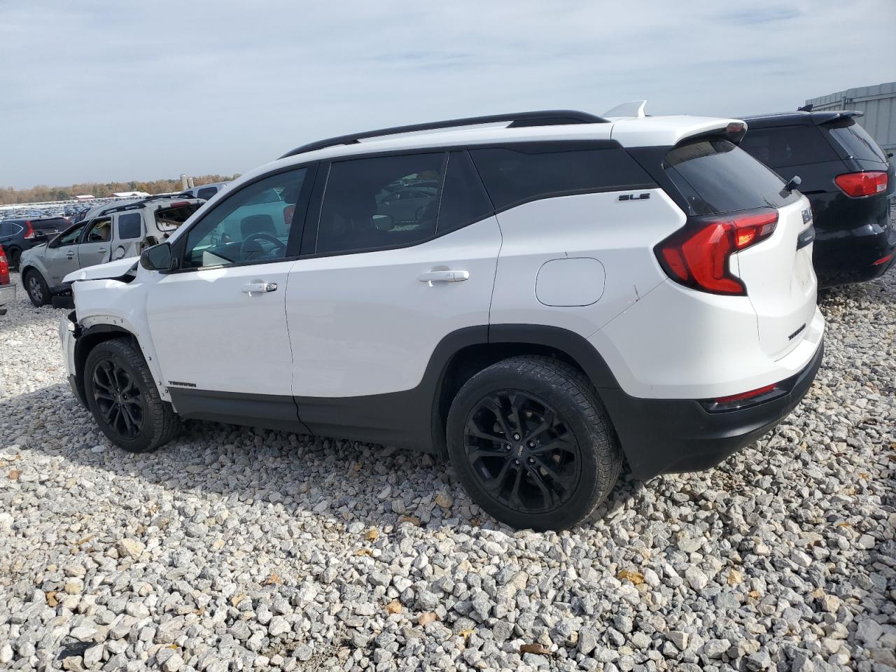 2019 GMC Terrain - Image 2