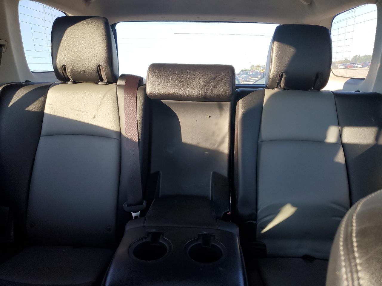 2014 Toyota 4Runner - Image 10