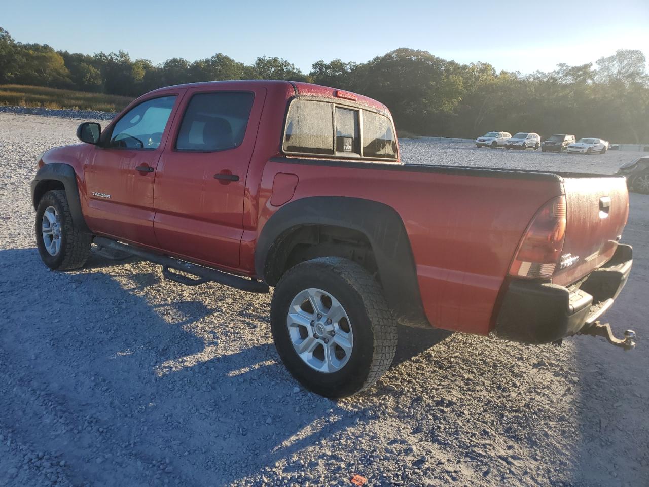 2014 Toyota Tacoma - Image 2