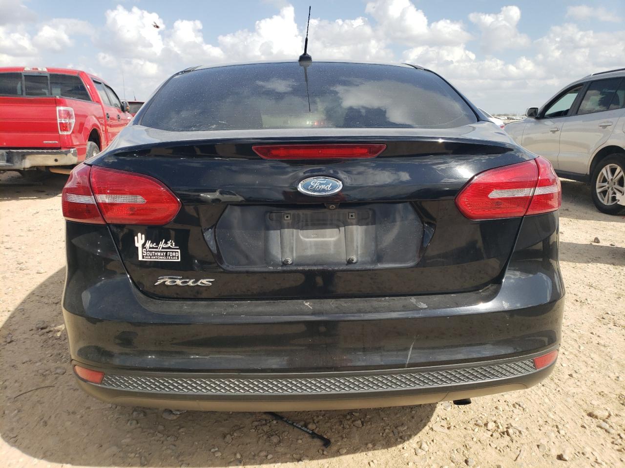 2017 Ford Focus - Image 6