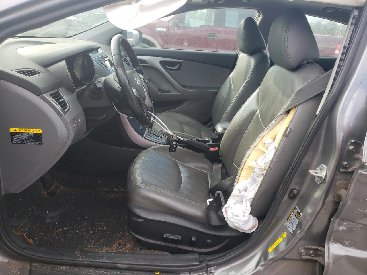 2013 Hyundai Elantra - Image 7