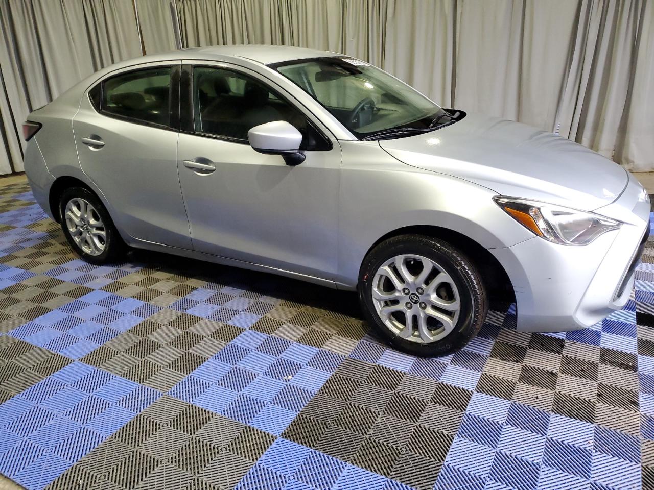 2018 Toyota Yaris - Image 4