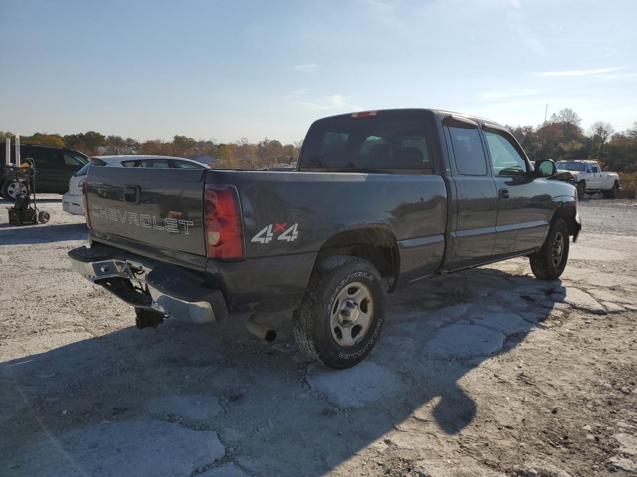 2004 Chevrolet Silverado K1500 VIN: 1GCEK19T54E372526 Lot: 77000644