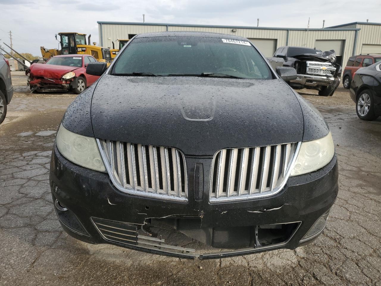 2010 Lincoln MKS - Image 5