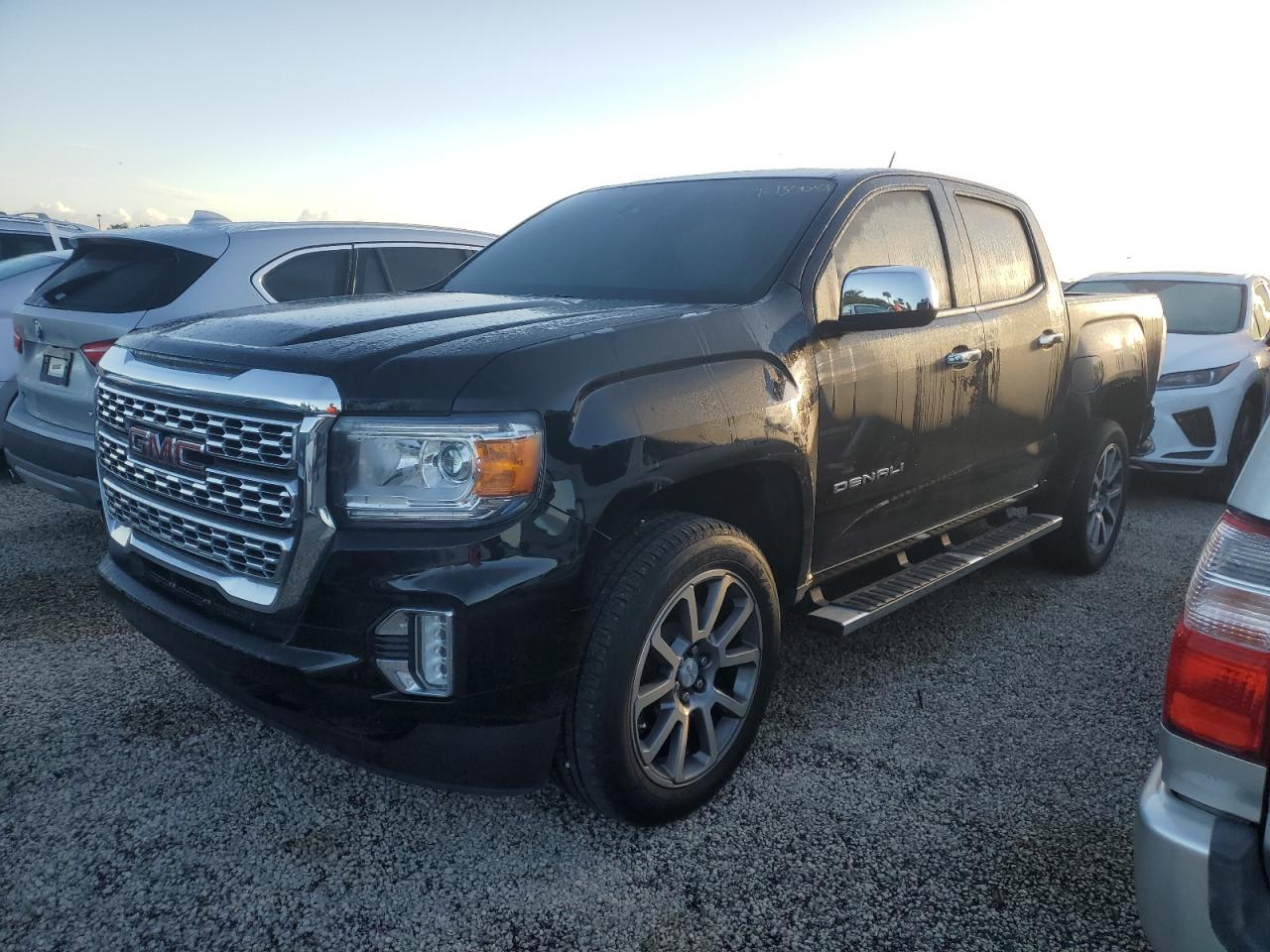 2022 GMC Canyon - Image 1