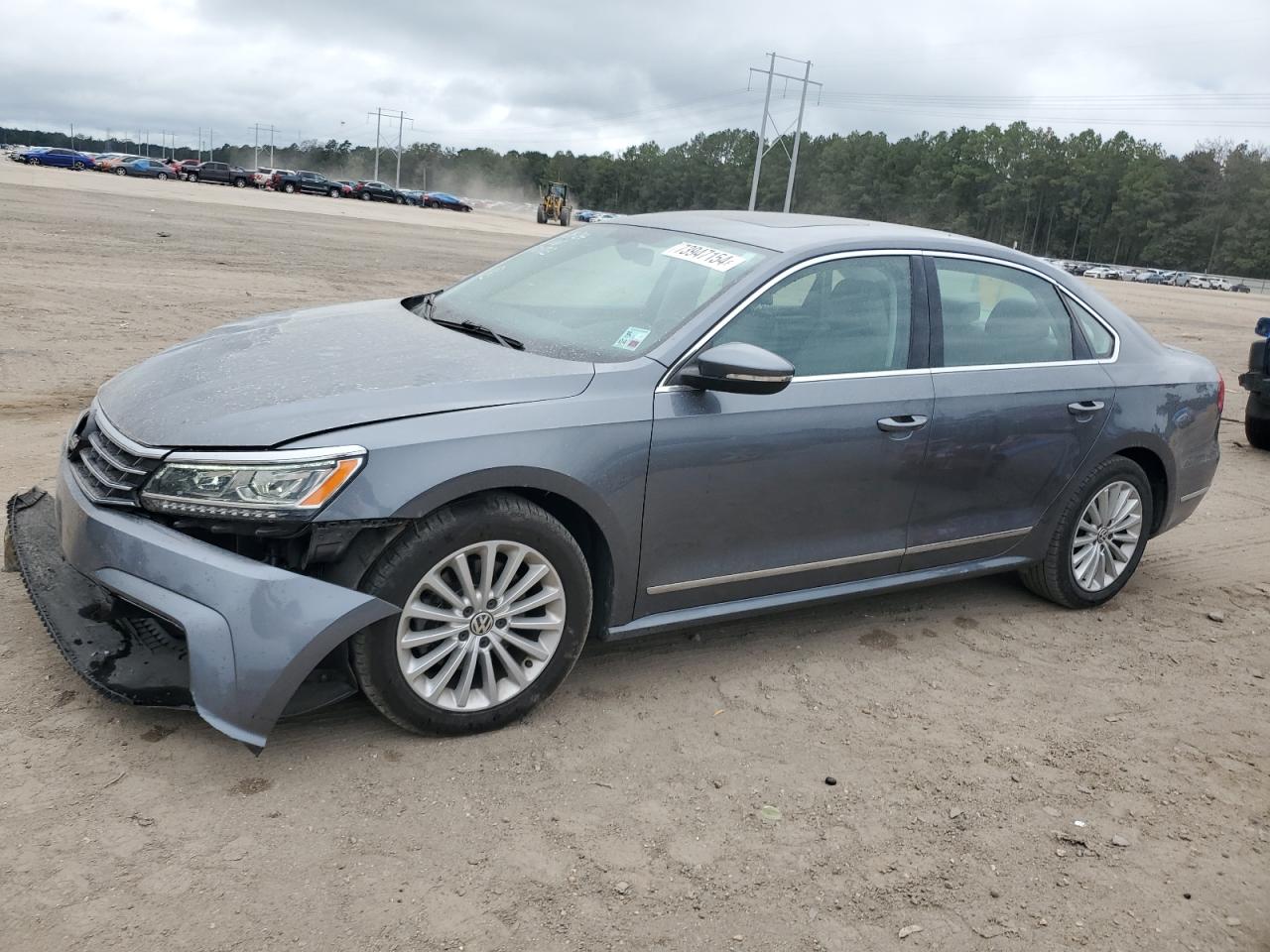 2016 Volkswagen Passat - Image 1