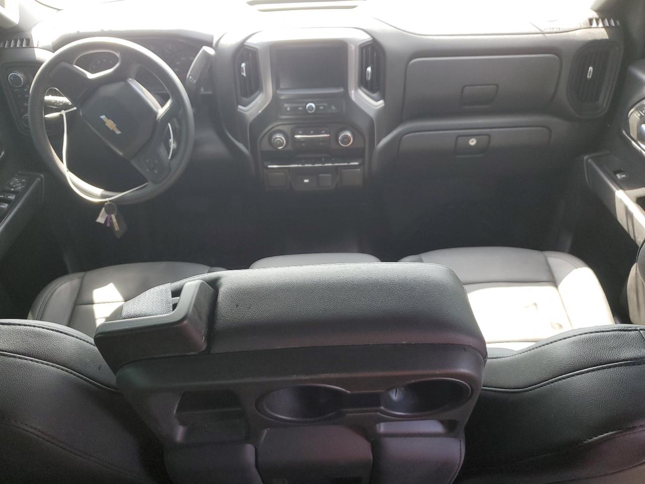 1GCRYAEH7KZ207908 2019 Chevrolet Silverado K1500