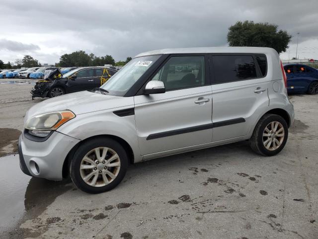  KIA SOUL 2013 Серебристый