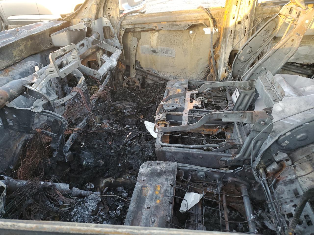 2015 RAM 1500 - Image 7