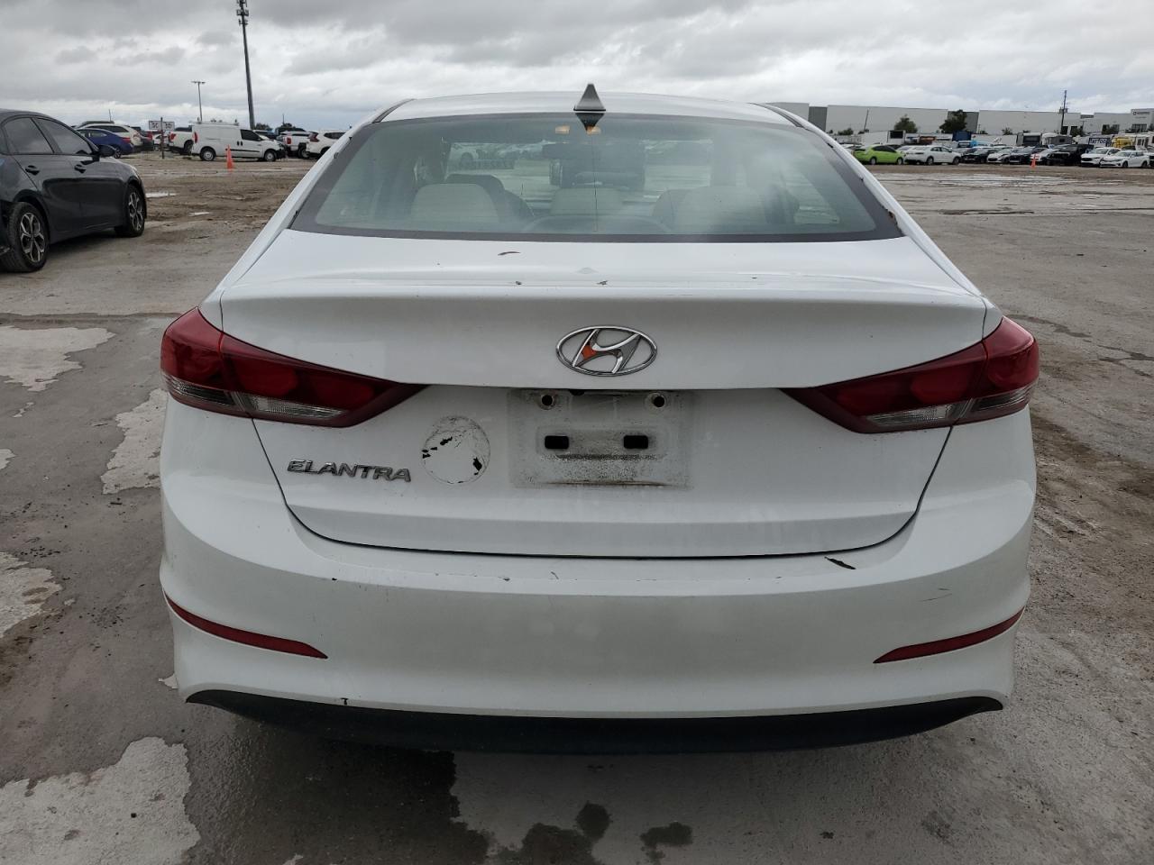 5NPD84LF4HH066602 2017 Hyundai Elantra Se