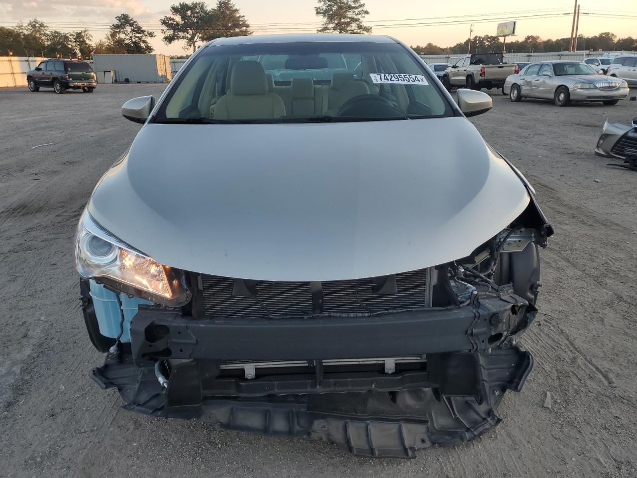 2015 Toyota Camry - Image 5