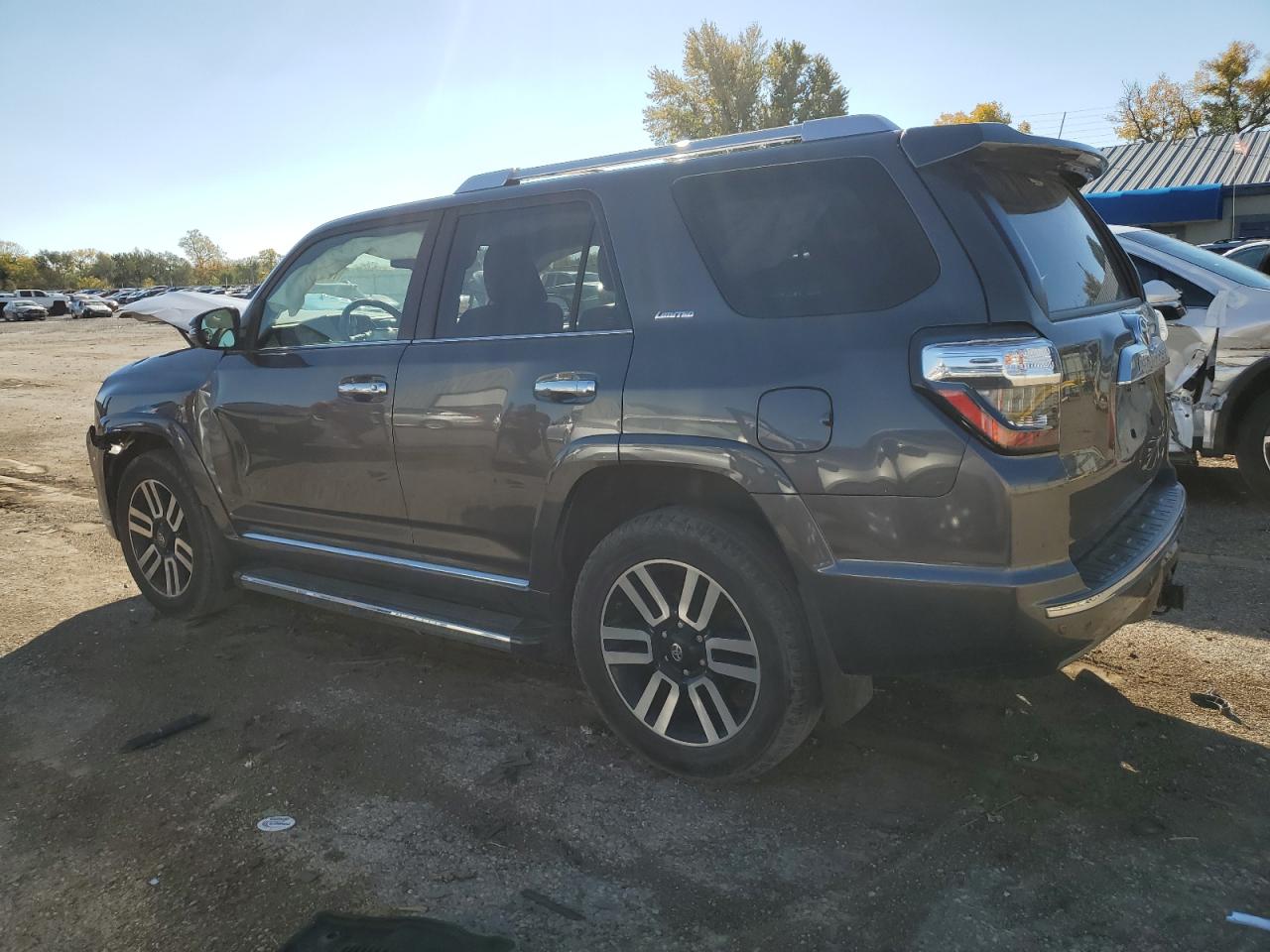 2018 Toyota 4Runner - Image 2