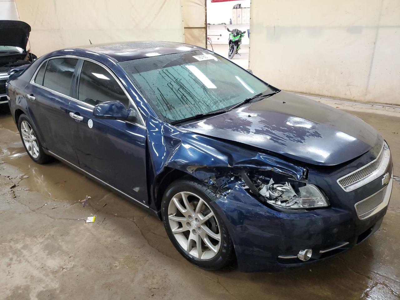 2009 Chevrolet Malibu - Image 4