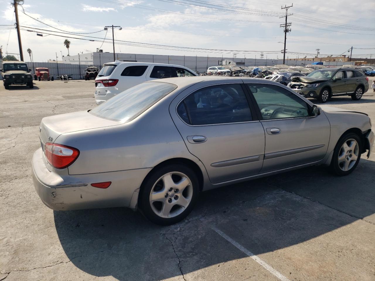 2001 Infiniti I30 VIN: JNKCA31AX1T030947 Lot: 61047535