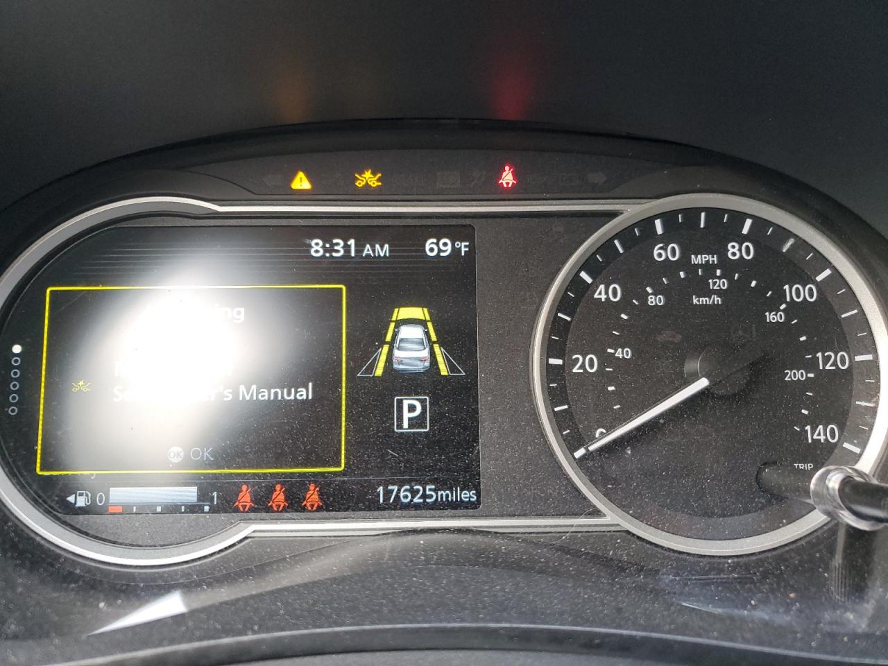 2024 Nissan Versa - Image 9
