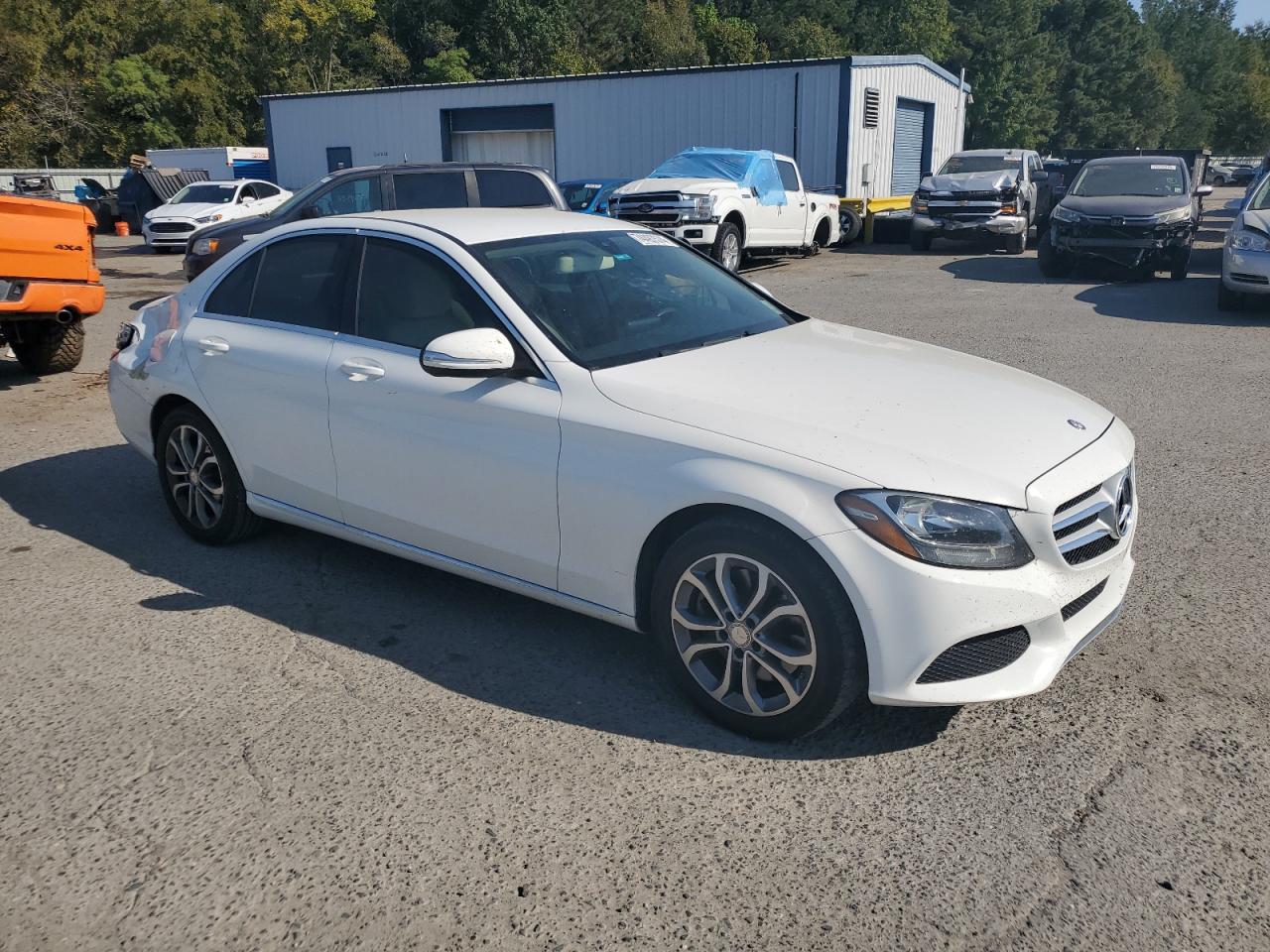 VIN 55SWF4KBXFU014849 2015 MERCEDES-BENZ C-CLASS no.4