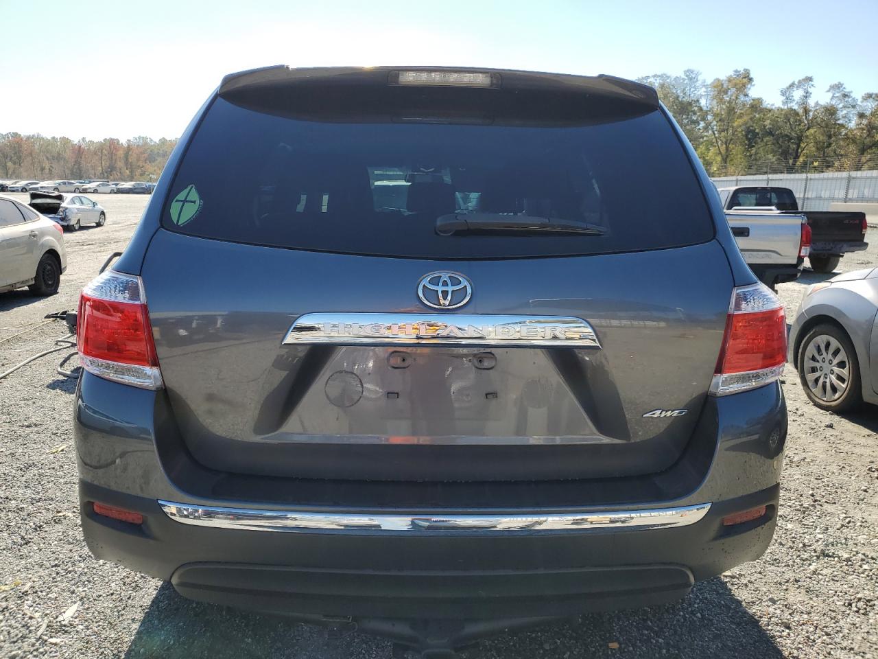 5TDBK3EH3CS124719 2012 Toyota Highlander Base