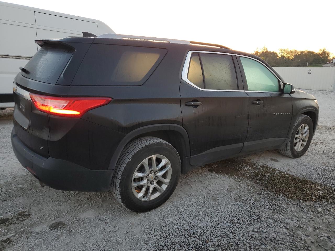 2018 Chevrolet Traverse - Image 2