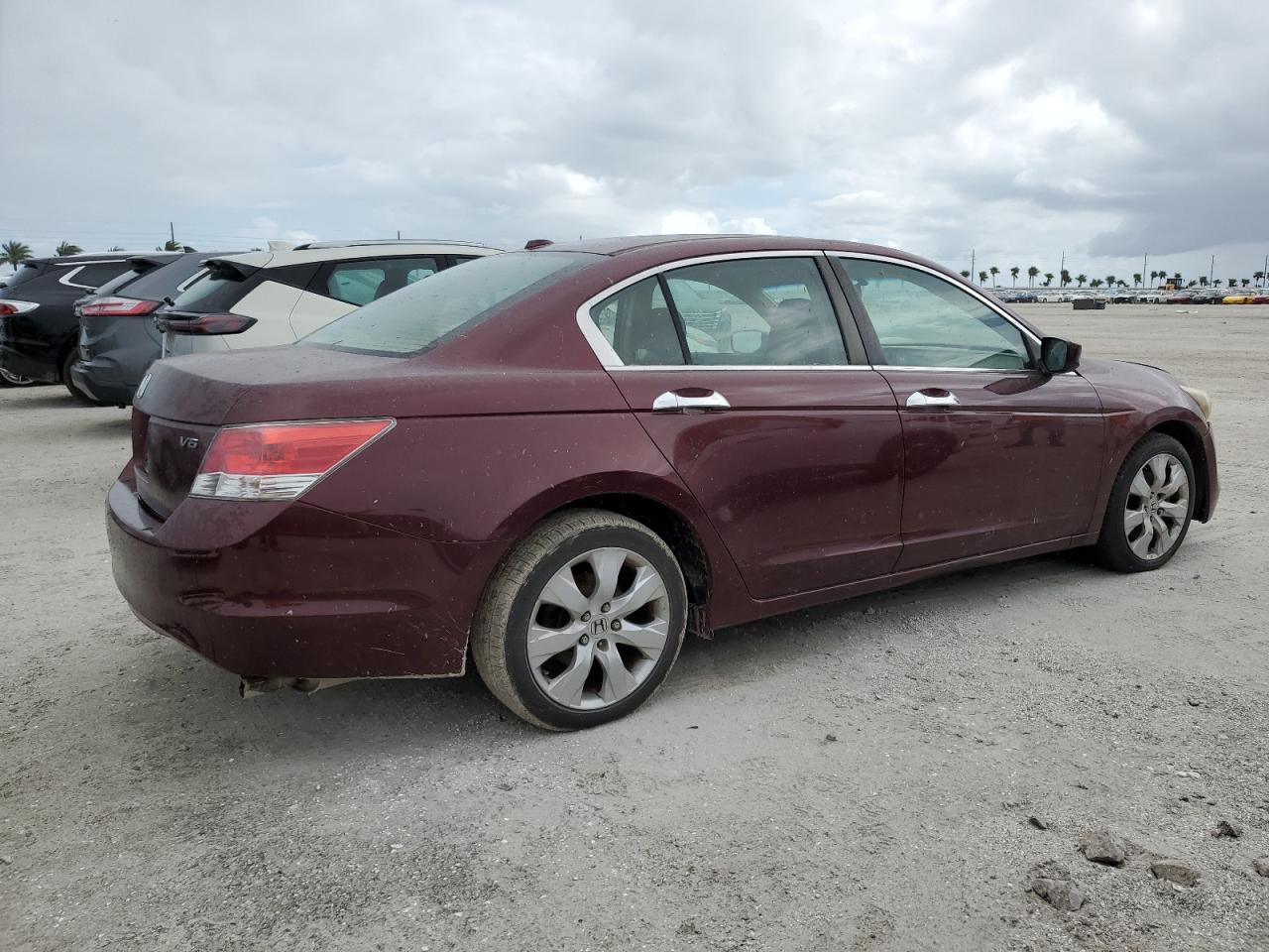 2009 Honda Accord Exl VIN: 1HGCP36839A021179 Lot: 76611894