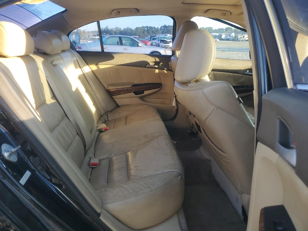 2010 Honda Accord - Image 10