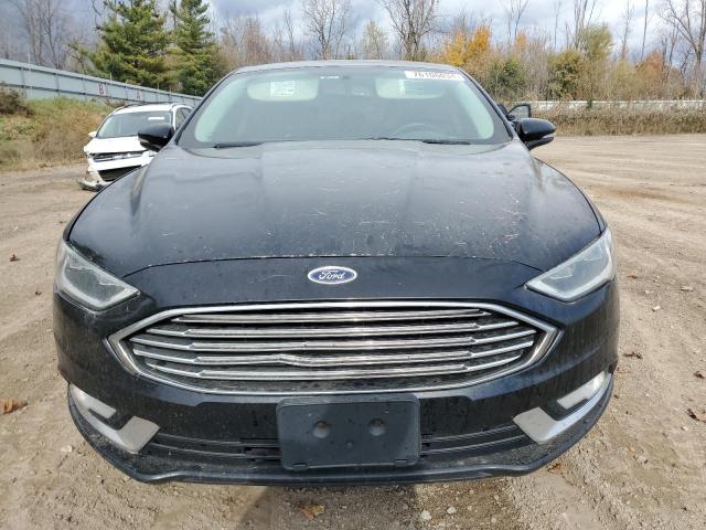 Sedans FORD FUSION 2017 Czarny