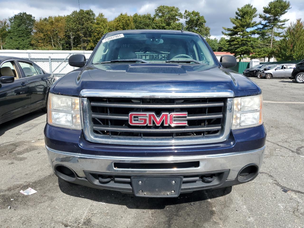 2011 GMC Sierra - Image 5