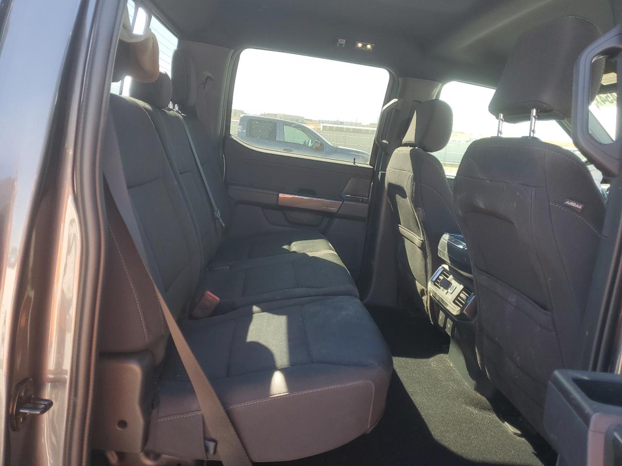2023 Ford F-150 - Image 12