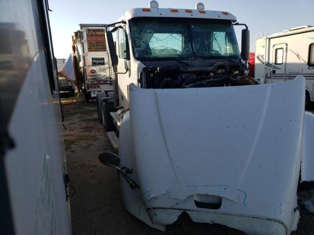 2009 Freightliner Conventional Columbia