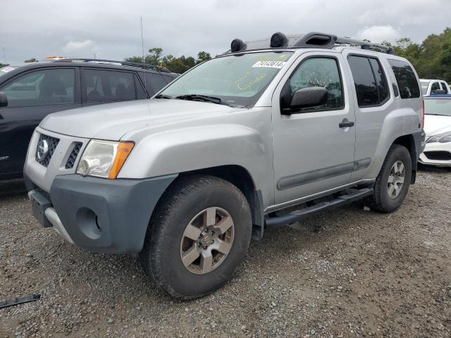  NISSAN XTERRA 2013 Серебристый