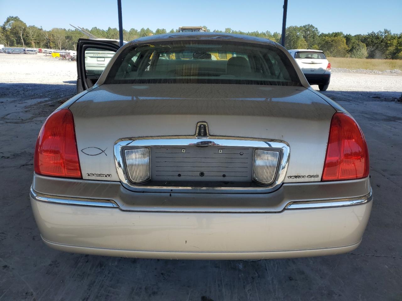 2006 Lincoln Town Car Signature VIN: 1LNHM81V26Y620435 Lot: 75908274