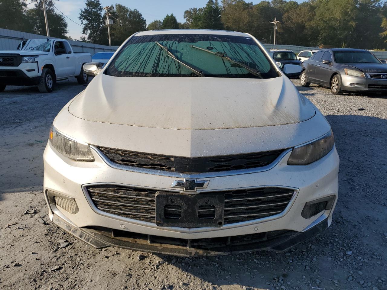 2016 Chevrolet Malibu - Image 5