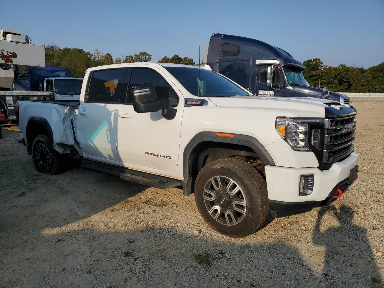 VIN 1GT49PEYXNF135425 2022 GMC SIERRA no.4