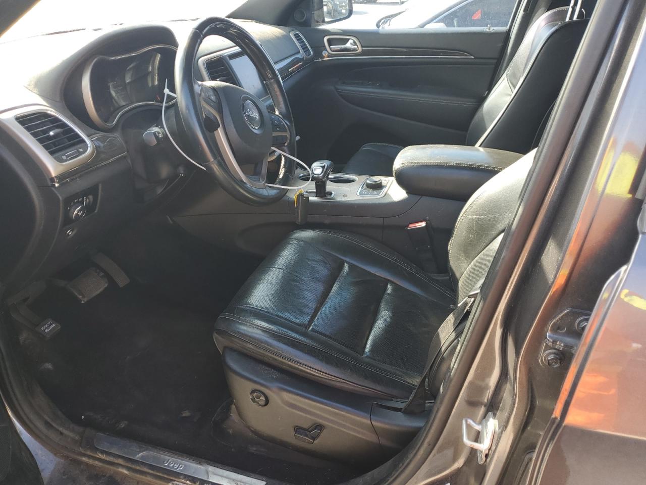 2014 Jeep Grand Cherokee - Image 7